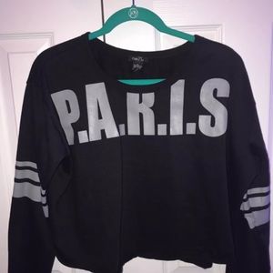 Black and grey long sleeve crop top